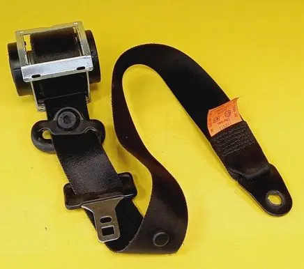 Ford C-MAX I Front seatbelt 3M51R61295AC