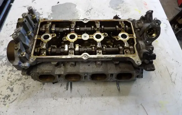 Renault Megane IV Engine head 