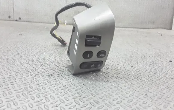 Nissan Note (E11) Sound control switch 