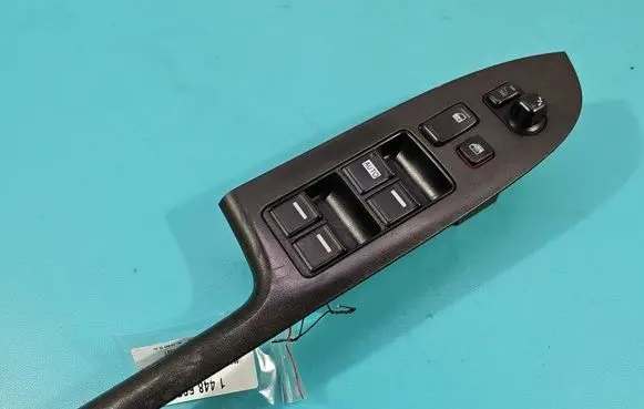 Honda Accord Electric window control switch C8H-HA4G-F52 IMPRK1448660