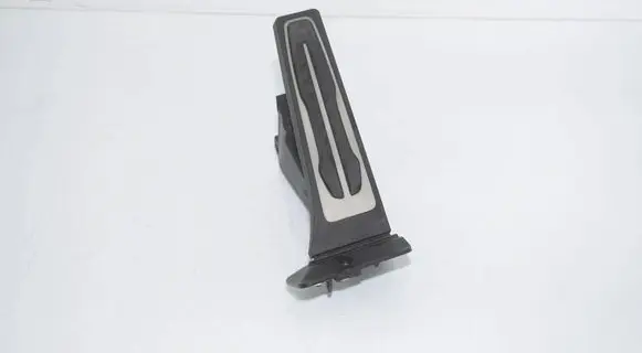 BMW 5 G30 G31 G38 Accelerator throttle pedal 6871053 35426871053 6889824