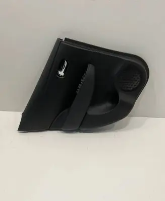 Nissan Leaf II (ZE1) Rear door card panel trim 829235SH0A