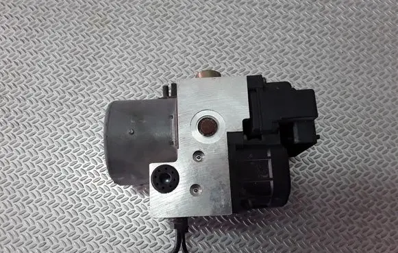Peugeot 406 ABS Pump 0265216640 9632166980