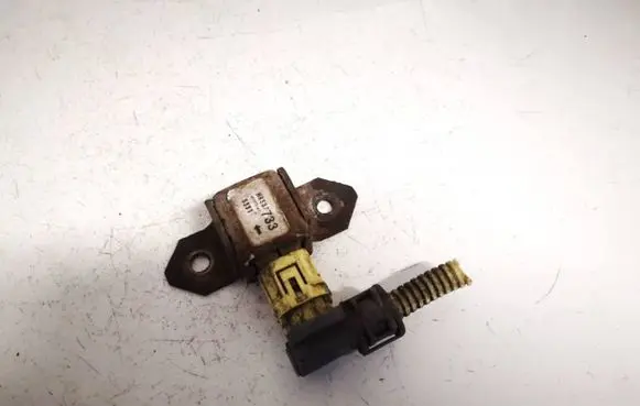 Mitsubishi Outlander Airbag deployment crash/impact sensor mr587733
