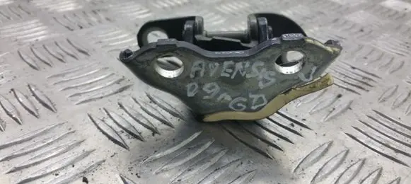 Toyota Avensis T270 Rear door upper hinge