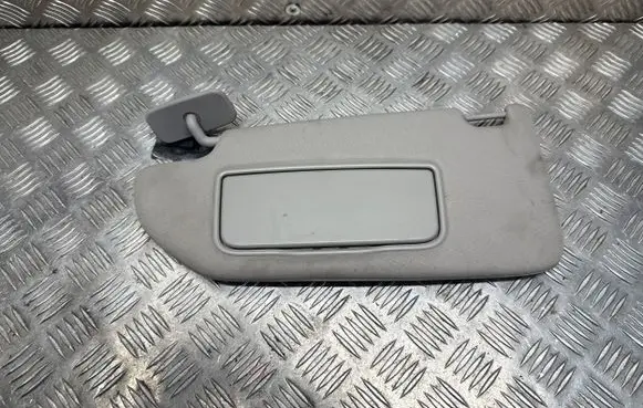 Volvo XC90 Sun visor
