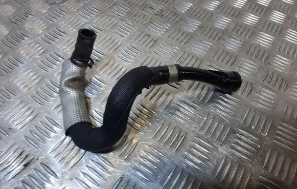 Volkswagen Touareg II Engine coolant pipe/hose 7P5122291H