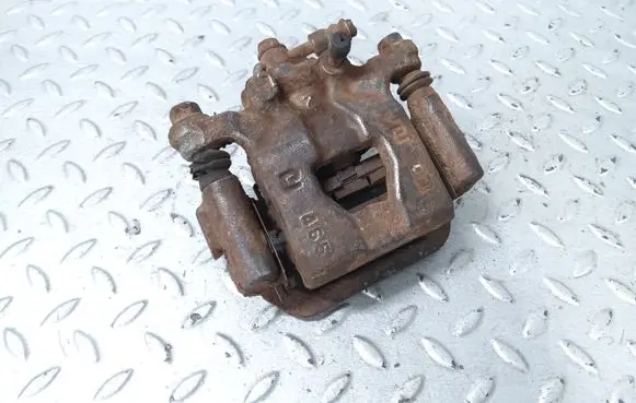 Nissan Pulsar Rear brake caliper 440011KD0A