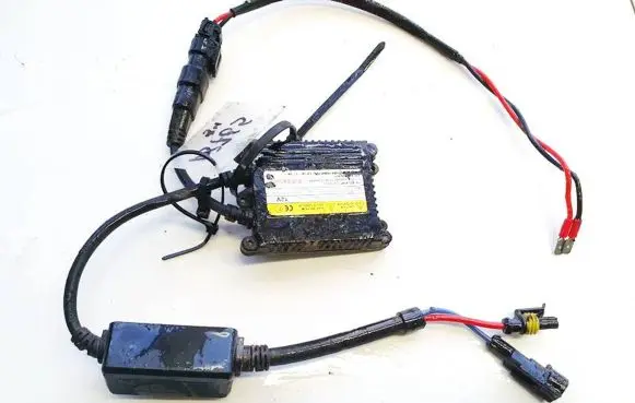 Audi A4 S4 B5 8D Headlight ballast module Xenon