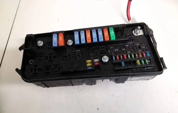 Opel Signum Fuse box set 13144709uq 13144709