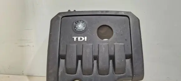 Engine cover (trim)