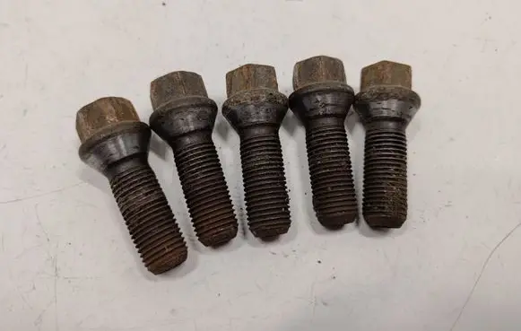 BMW 7 E65 E66 Nuts/bolts 36136781152