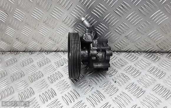 Peugeot 407 Power steering pump