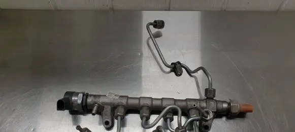 Volkswagen Golf VI Fuel main line pipe 03L089M 0233690