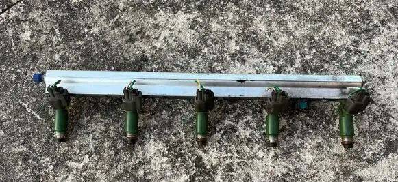 Volvo S80 LP gas injectors set 9470229