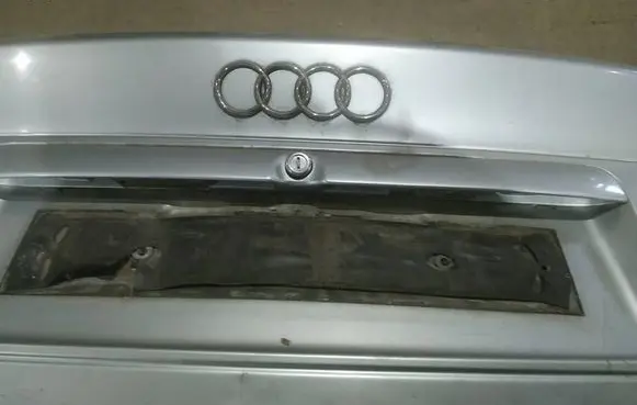 Audi A4 S4 B5 8D Trunk door license plate light bar 