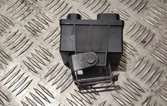 Glow plug pre-heat relay
