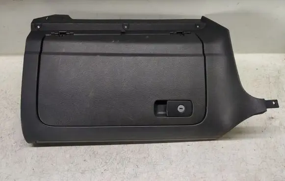 Volkswagen Golf V Glove box set 