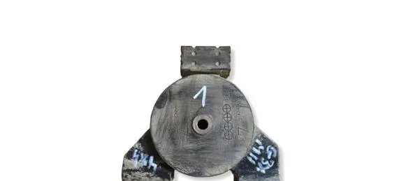 Suzuki Ignis Gearbox mounting bracket 