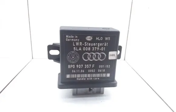 Audi Q7 4L Light module LCM 8P0907357F 5LA00837901