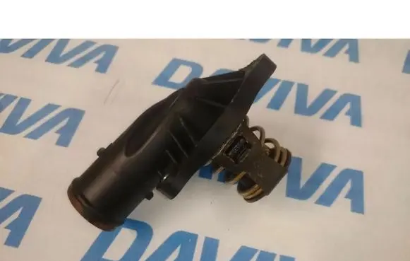 Audi A6 S6 C6 4F Thermostat/thermostat housing 059121111L