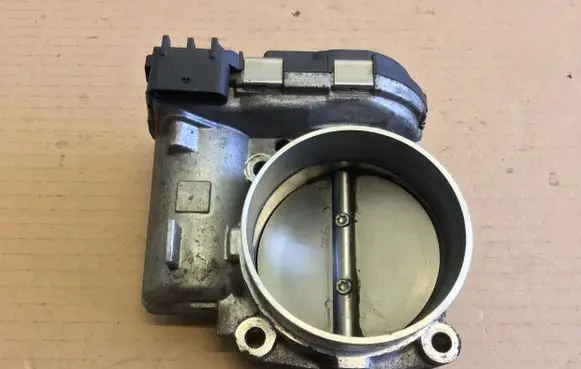 Chrysler Town & Country V Throttle valve 05184349AC