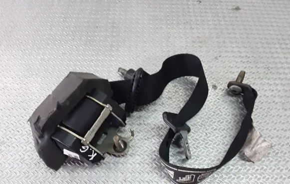 Ford Maverick Rear seatbelt YL8478611B69A