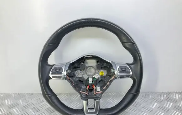 Volkswagen Scirocco Steering wheel 1K8419091T