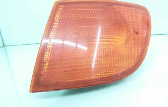 Mercedes-Benz Vito Viano W638 Front indicator light A6388200021