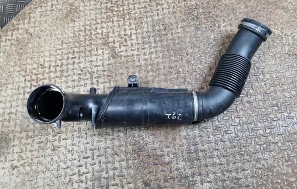 Mini One - Cooper F56 F55 Turbo air intake inlet pipe/hose 8693166