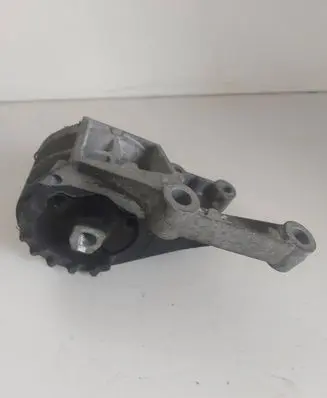 Mini One - Cooper R50 - 53 Engine mount bracket 326A8