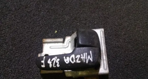 Mazda 323 F Rear door interior handle mdh20i