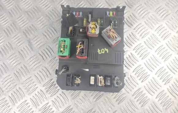 Peugeot 407 Comfort/convenience module 9662463380 S120104700N BSIS0200