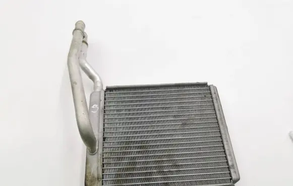Ford Focus Heater blower radiator