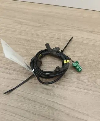Volvo XC70 ABS rear brake sensor 3524257 071160383
