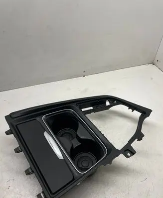 BMW 3 F30 F35 F31 Cup holder front 82197007 9218926 105027853