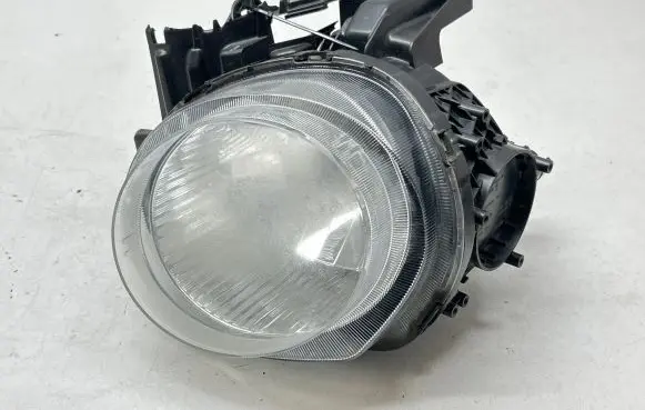 Nissan Juke I F15 Headlight/headlamp 260601KA0A 260601KA0B HCR660