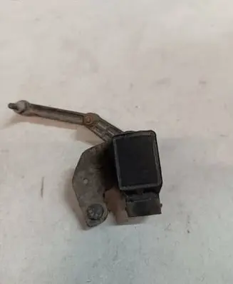 BMW 5 E60 E61 Headlight/headlamp level sensor 1093697