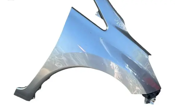 Nissan Note (E12) Fender