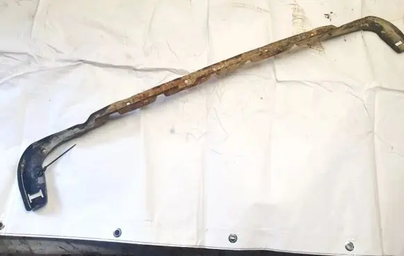 Volkswagen Golf IV Radiator support slam panel