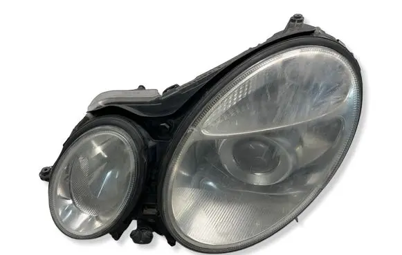 Mercedes-Benz E W211 Headlight/headlamp 15435900