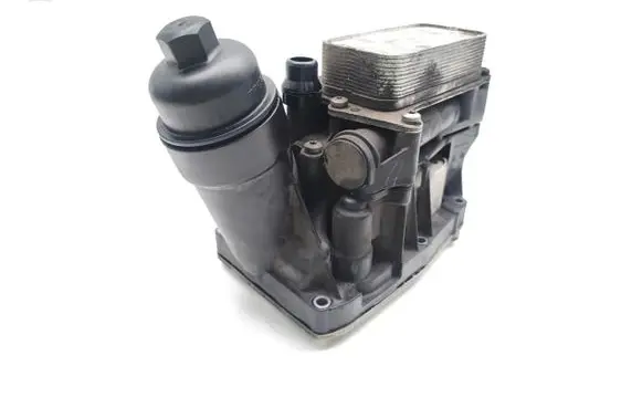 BMW 4 F32 F33 Oil filter mounting bracket 8507627 7037932