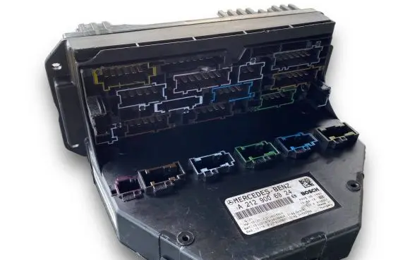 Mercedes-Benz E W212 Fuse box set A2129006924