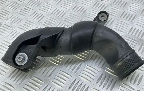 Audi Q3 8U Intercooler hose/pipe 5N0145762BT 5N0145792D
