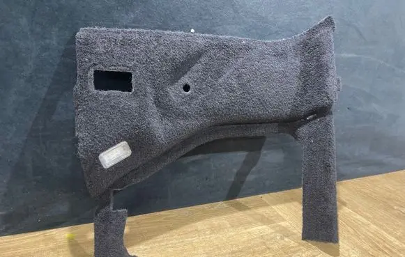 Ford Kuga II Trunk/boot side trim panel 