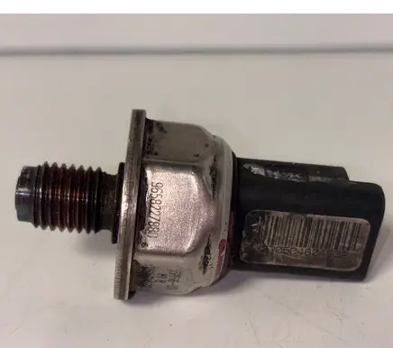 Volvo C30 Fuel pressure sensor 9658227880