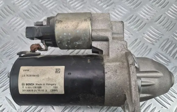 BMW X1 E84 Starter motor 7638194 0001138058