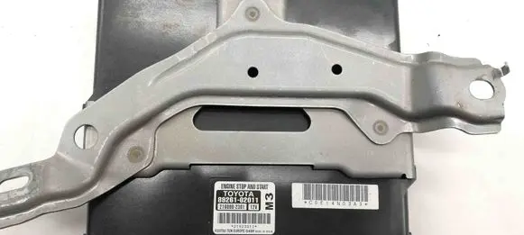 Toyota Auris E180 Other devices 8926102011