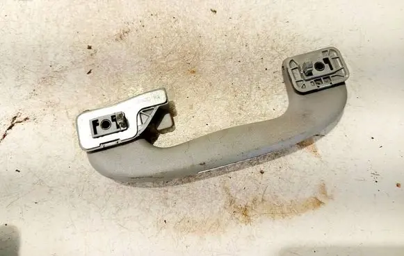 Opel Astra H Front interior roof grab handle 317382836
