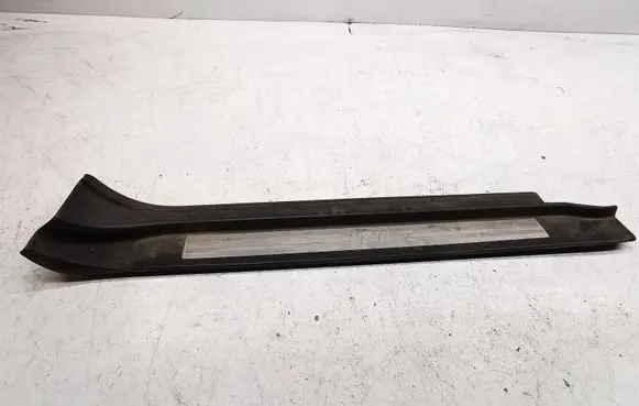 Audi TT Mk1 Front sill trim cover 8n8853492
